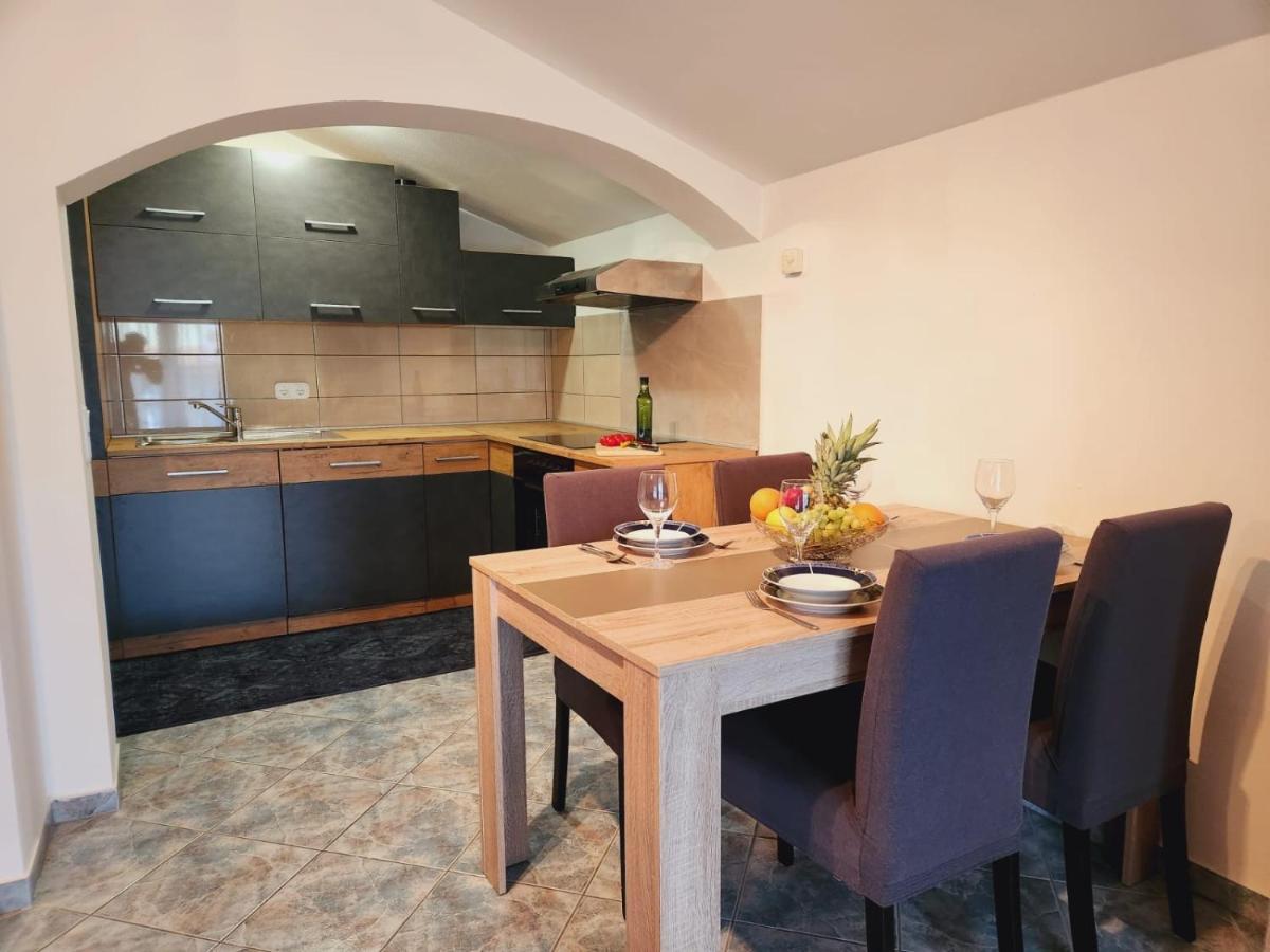 Apartments Pranjic With Pool Nova Vas  Екстериор снимка