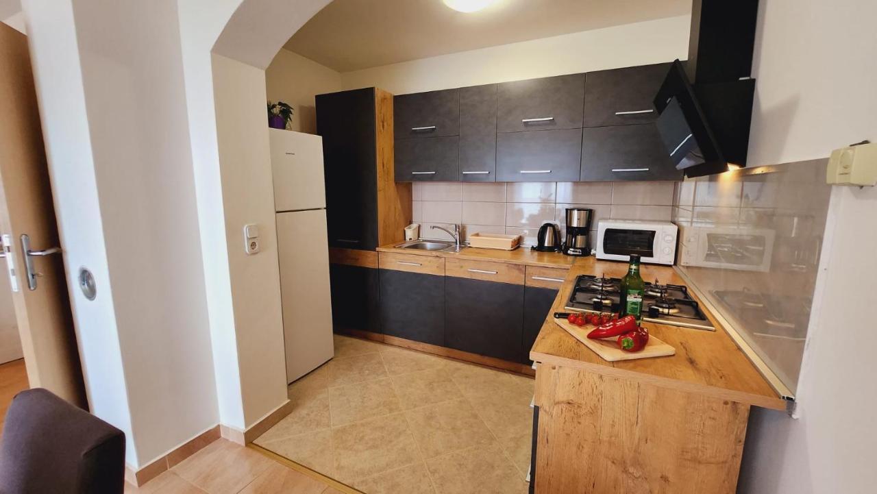 Apartments Pranjic With Pool Nova Vas  Екстериор снимка